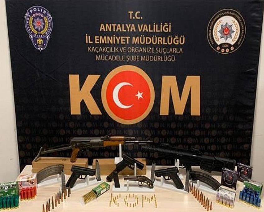 Yasadışı silah ticareti operasyonu: 4 gözaltı